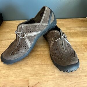 Brown Slip On - Women’s 8